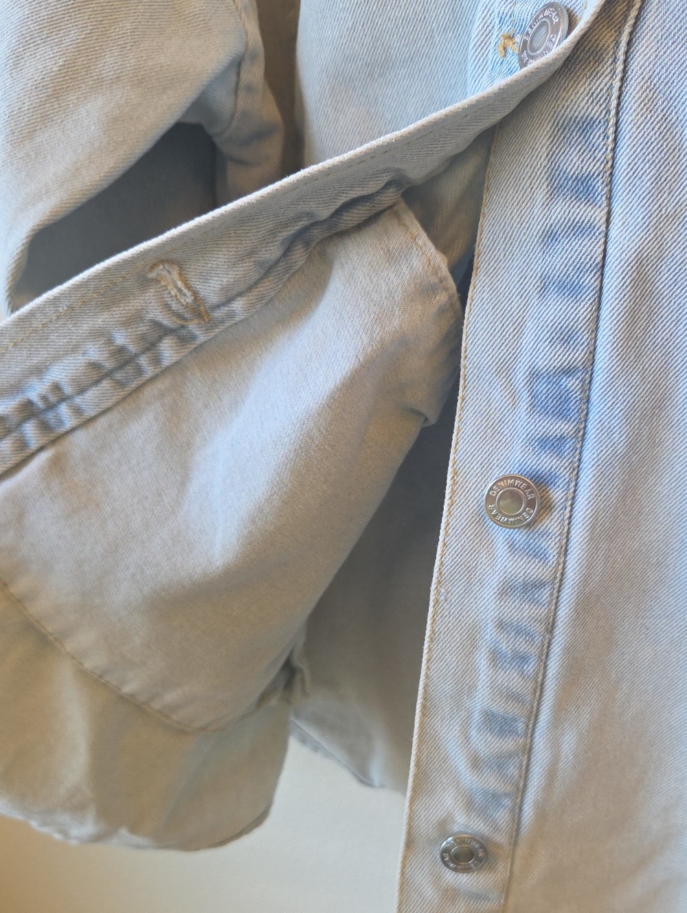 Stoosh Baggy Denim Jacket Lightwash - Picture 6 of 11